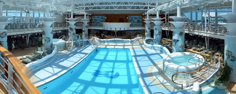 Kapalı Havuz - Diamond Princess