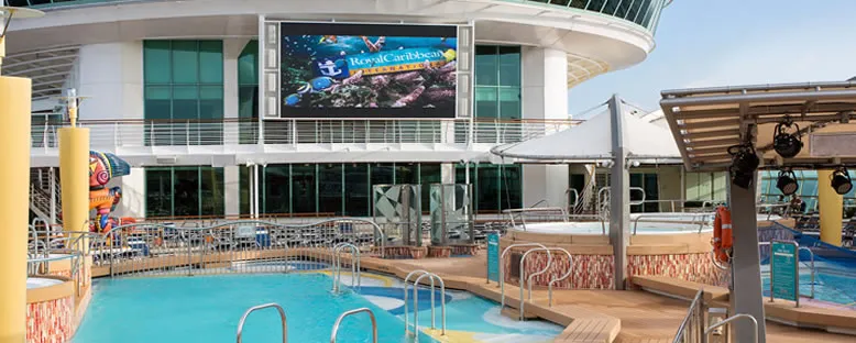 Açık Hava Sinemasi - Jewel of the Seas