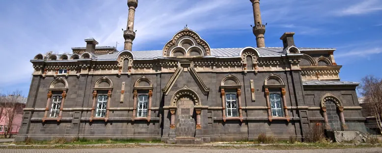 Fethiye Camii (Alexander Nevski Katedrali) - Kars
