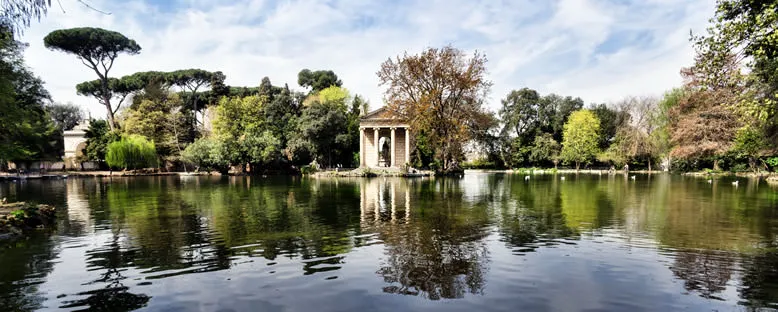 Villa Borghese Bahçesindeki Roma  Tapınağı - Roma