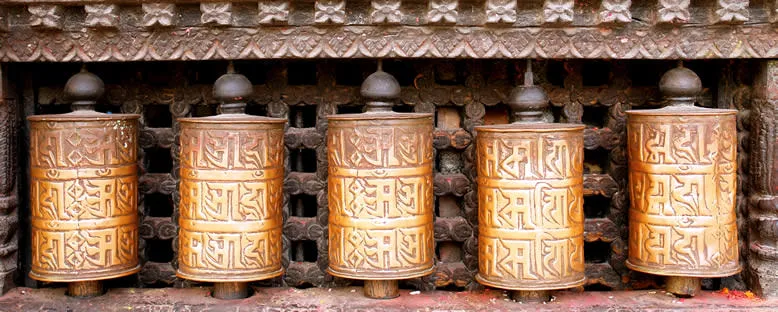 Swayambhunath Tapınağı'nda Dua Tekerleri - Katmandu