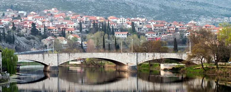 Trebisnjica Nehri ve Eski Köprü - Trebinje
