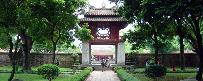 Edebiyat Tapınağı Bahçeleri - Hanoi