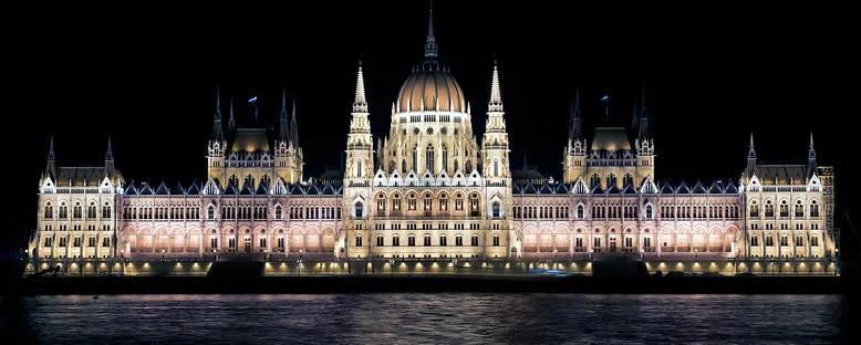 Tarihi Parlamento Binası - Budapeşte