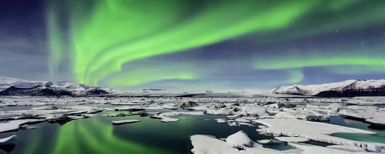 Buzul Gölünde Kuzey Işıkları - Jökulsarlon
