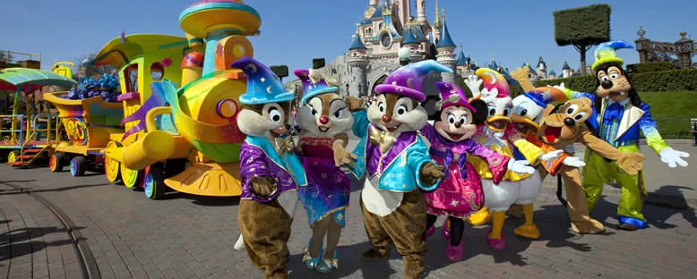 Çizgi Film Karakterleri - Disneyland