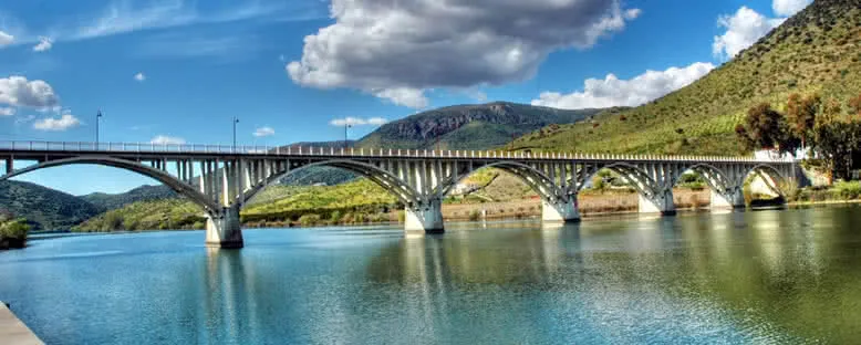 Douro Üzerinde Köprü - Barca d'Alva