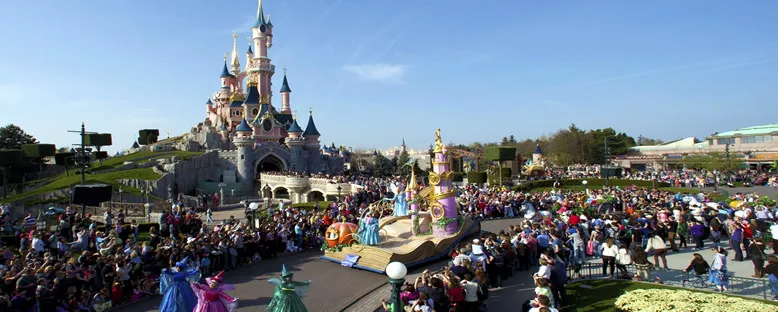 Geçit Törenleri - Disneyland