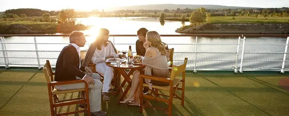 Rhone Nehri Gemi Turu