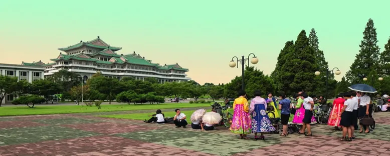 Halk Eğitim Evi - Pyongyang