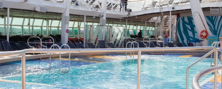 Havuz Katı - Independence of the Seas
