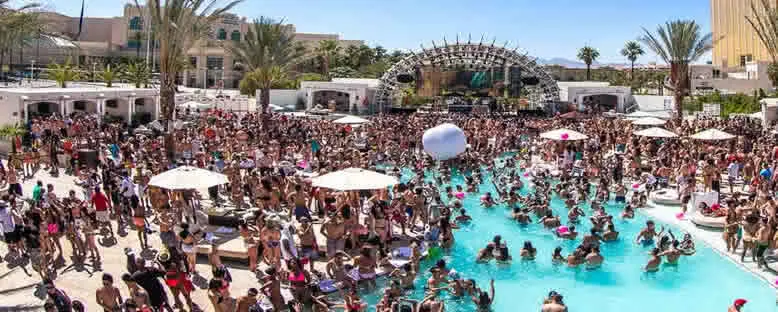 Havuz Partileri - İbiza