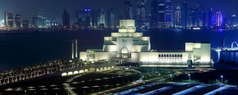 İslam Sanatları Müzesi Gece Manzarası - Doha
