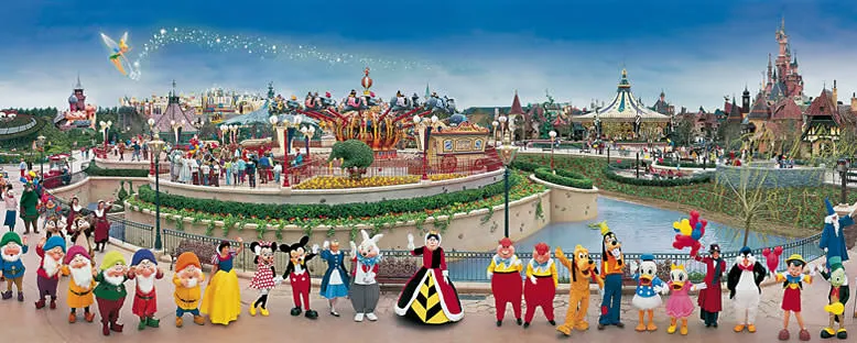 Kahramanlar Geçidi - Disneyland