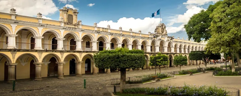 Kent Meydanı - Antigua