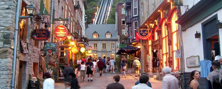 Kent Sokakları - Quebec
