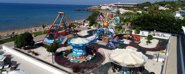 Lunapark - Acapulco Resort Hotel