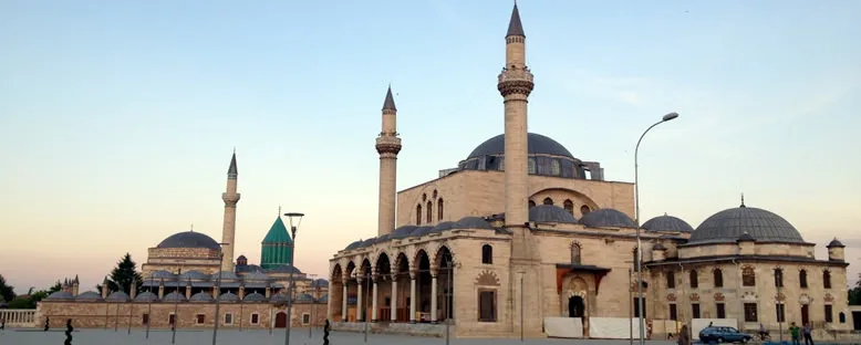 Mevlana Türbesi - Konya