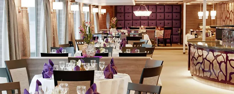 Panorama Restaurant - Tuna Nehri Gemileri