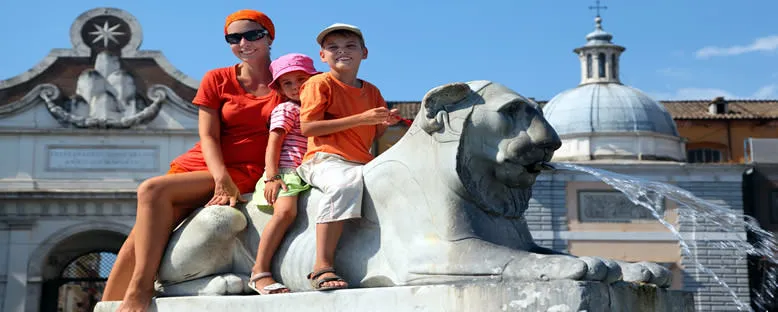 Piazza del Popolo'da Turist Aile - Roma