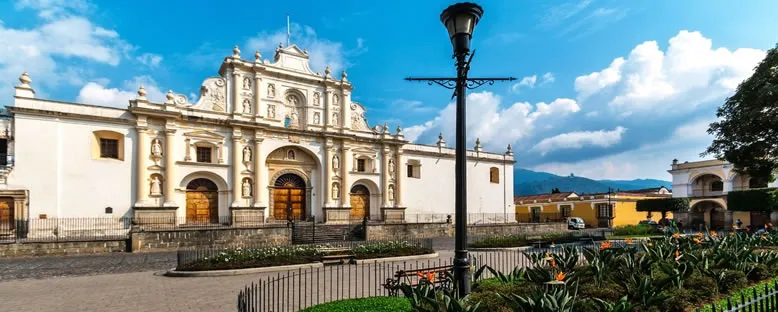 San Jose Katedrali - Antigua