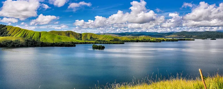 Sentani Gölü Manzarası - Jayapura