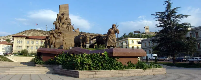 Şerife Bacı Anıtı - Kastamonu