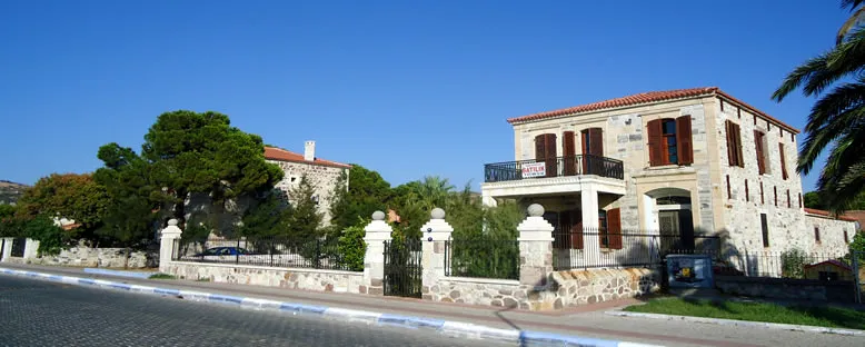 Taş Evler - Eski Foça