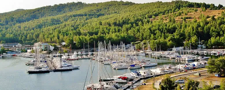 Yat Limanı - Halkidiki