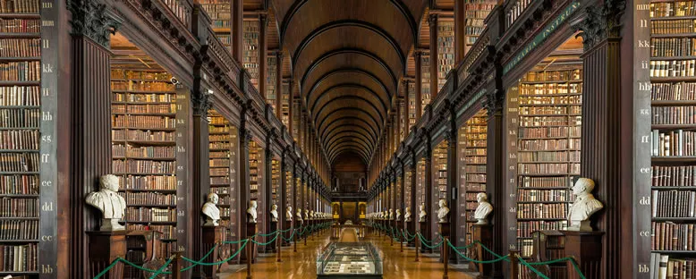 Trinity College Kütüphanesi - Dublin
