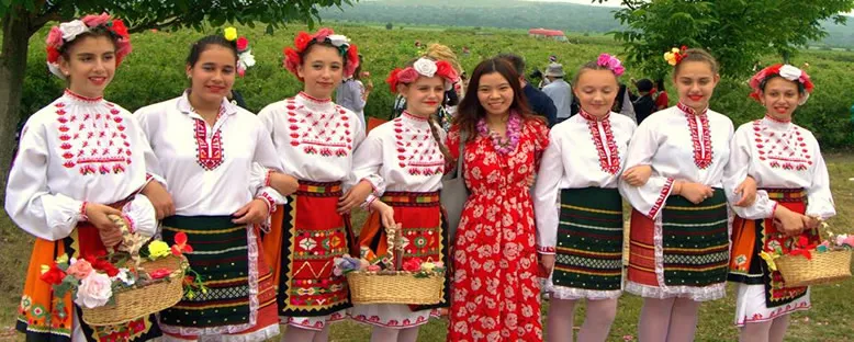 Yerlilerle Gül Toplama - Kazanlık Gül Festivali